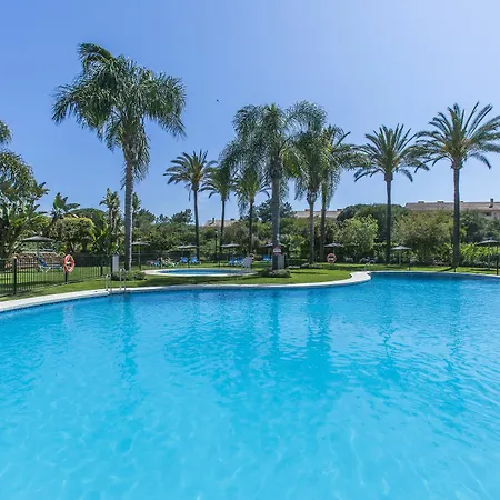 Perfect Location Between Golf And Apartment Marbella